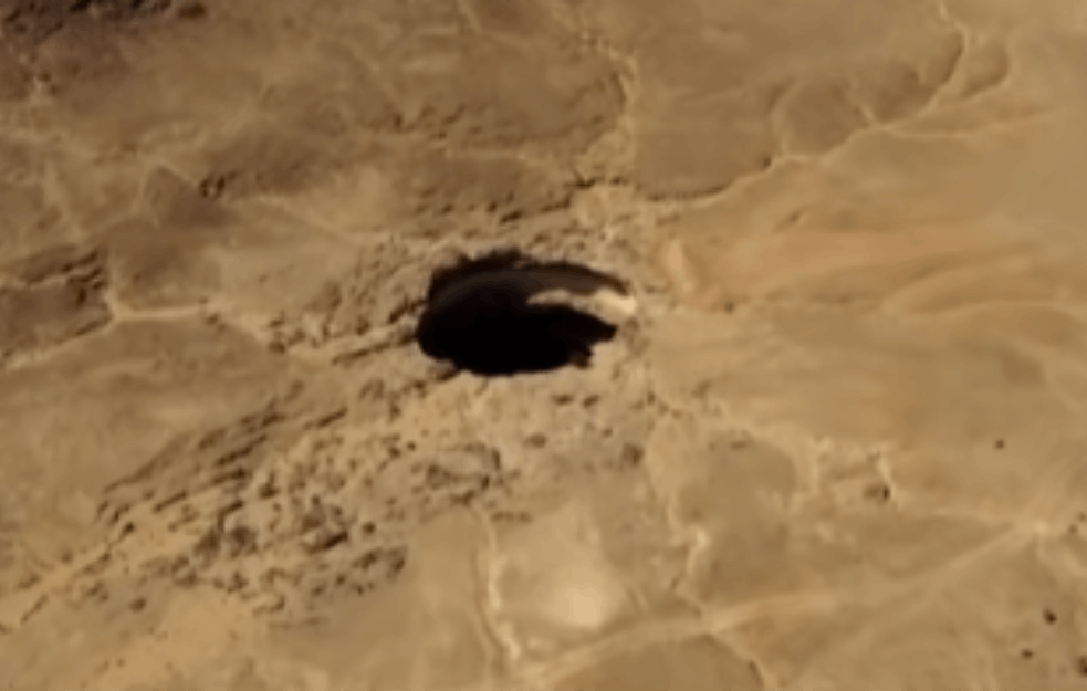 ISTRAŽIVAČI UŠLI U 'BUNAR PAKLA': Šta krije misteriozna rupa u JEMENU? 